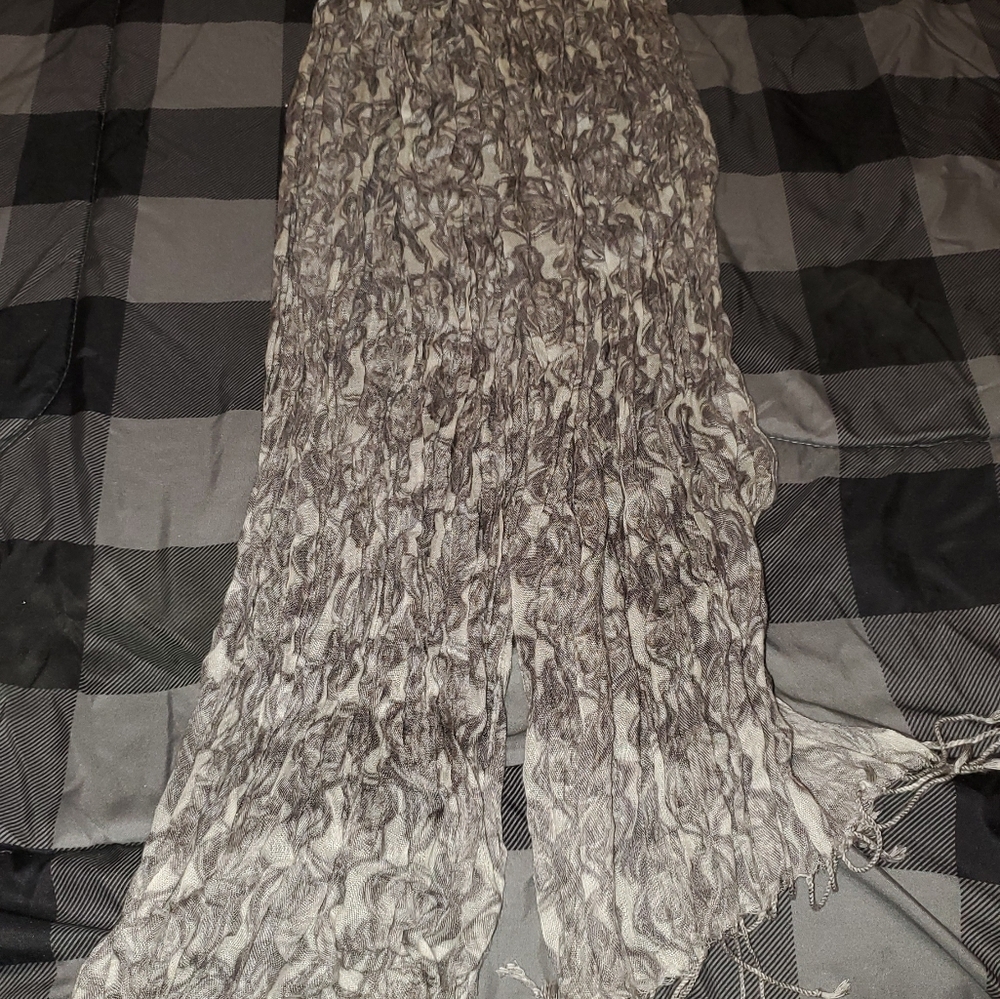 Scarves - Picture 4 of 5